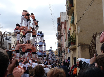 171054_1698516435885_1627115221_15770...